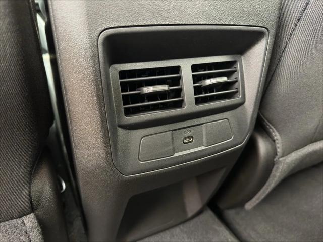 Photo of 2025 Black Chevrolet Colorado