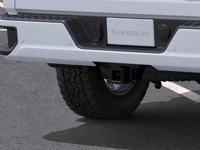 Photo of 2025 Summit White Chevrolet Silverado 2500