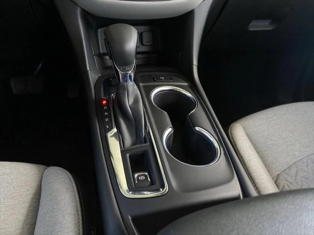 Photo of 2022 Silver Ice Metallic Chevrolet Equinox