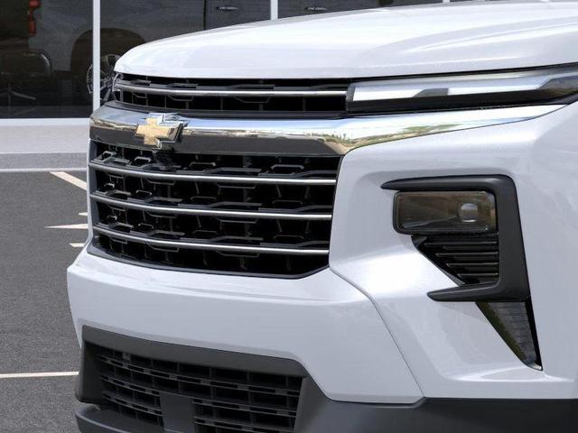 Photo of 2026 Polar White Tricoat Chevrolet Traverse