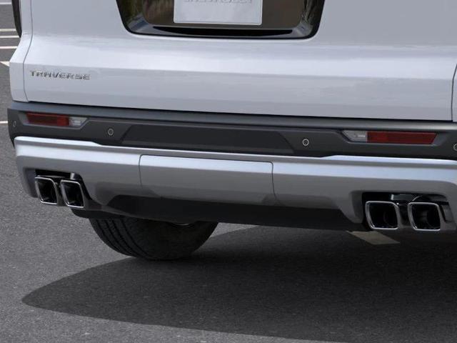 Photo of 2026 Polar White Tricoat Chevrolet Traverse
