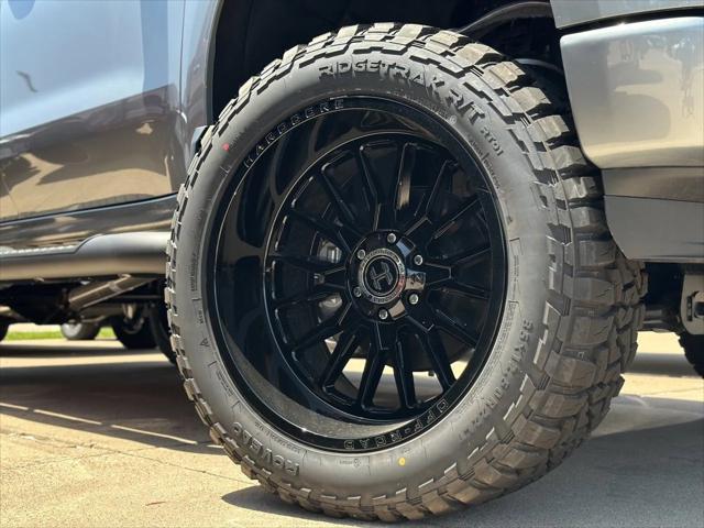 Photo of 2025 Sterling Gray Metallic Chevrolet Silverado 1500