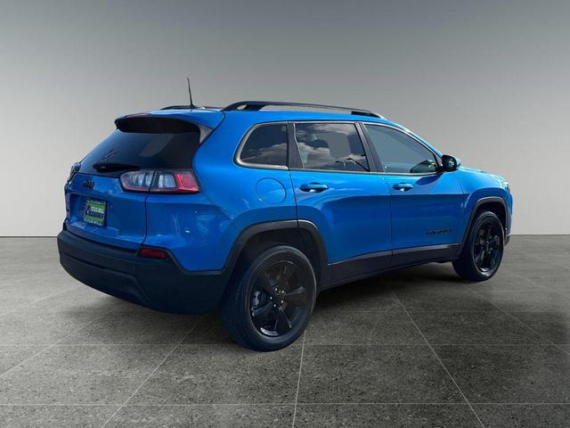 Photo of 2021 Hydro Blue Pearlcoat Jeep Cherokee
