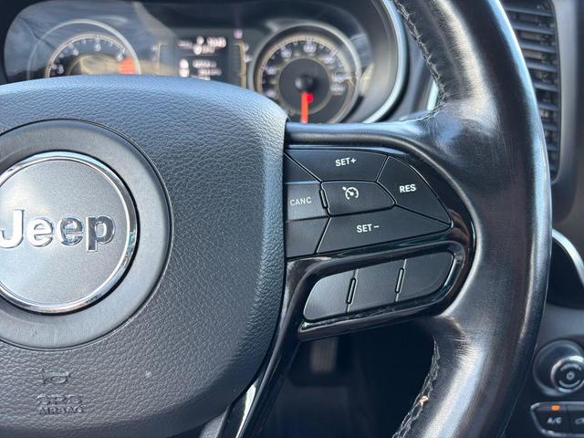 Photo of 2021 Hydro Blue Pearlcoat Jeep Cherokee
