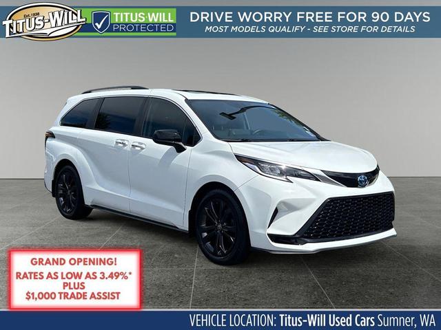Photo of 2024 Ice Cap Toyota Sienna