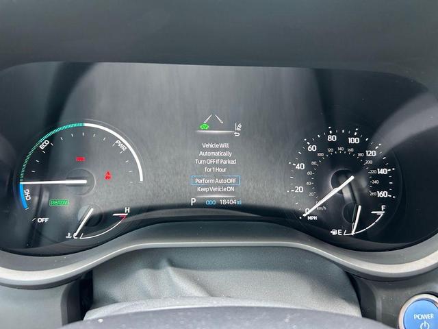 Photo of 2024 Ice Cap Toyota Sienna