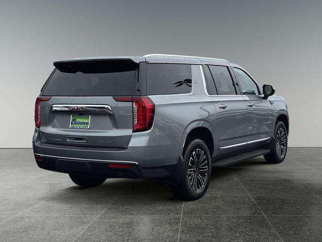 Photo of 2024 Gray GMC Yukon XL
