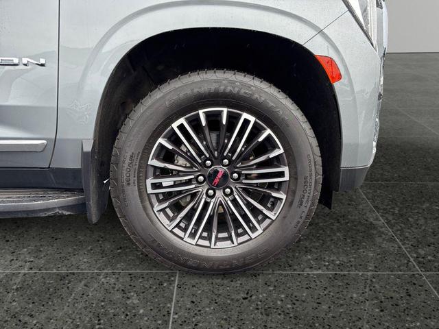 Photo of 2024 Gray GMC Yukon XL