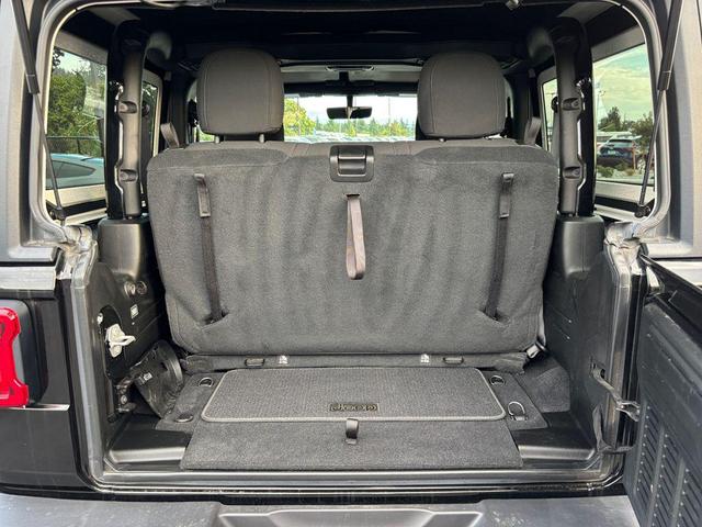 Photo of 2021 Black Clearcoat Jeep Wrangler