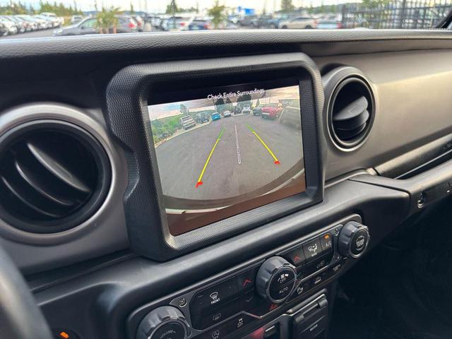 Photo of 2021 Black Clearcoat Jeep Wrangler
