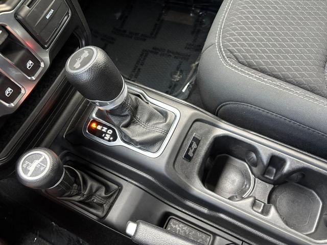 Photo of 2021 Black Clearcoat Jeep Wrangler