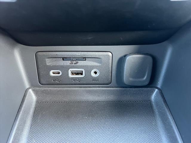 Photo of 2024 Summit White GMC Terrain
