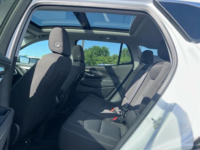 Photo of 2024 Summit White GMC Terrain