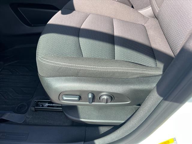 Photo of 2024 Summit White GMC Terrain