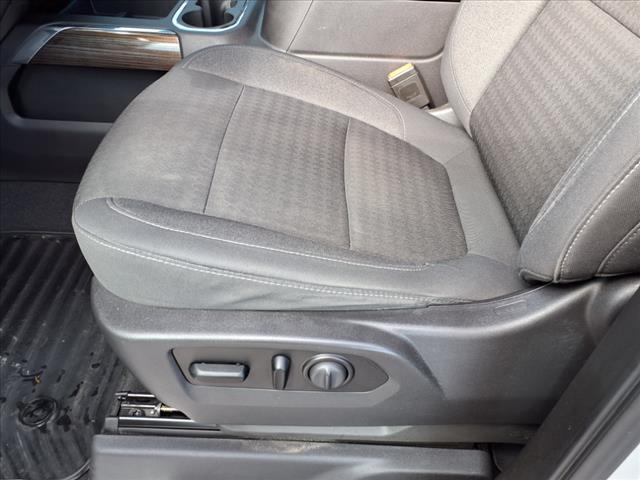 Photo of 2020 Silver Ice Metallic Chevrolet Silverado 1500