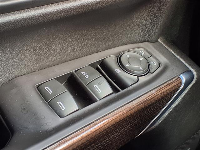 Photo of 2020 Silver Ice Metallic Chevrolet Silverado 1500