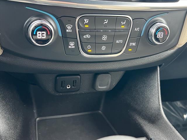 Photo of 2023 Sterling Gray Metallic Chevrolet Traverse
