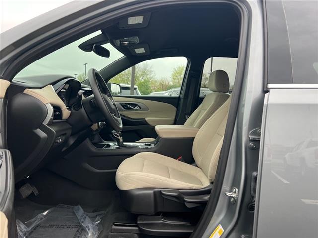 Photo of 2023 Sterling Gray Metallic Chevrolet Traverse