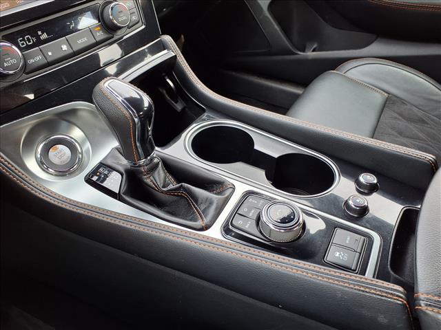 Photo of 2023 Pearl White Tricoat Nissan Maxima