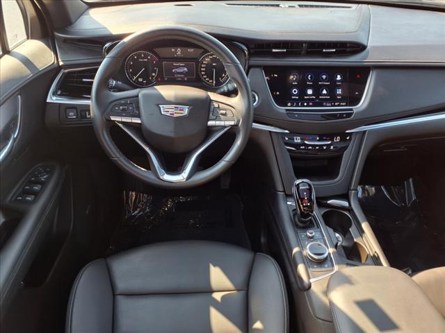 Photo of 2023 Gray Cadillac XT6
