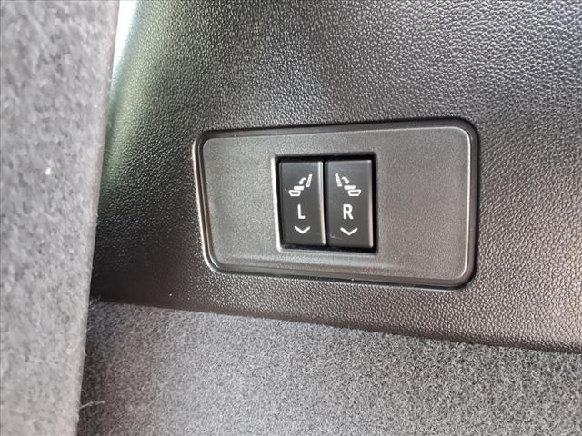 Photo of 2023 Gray Cadillac XT6