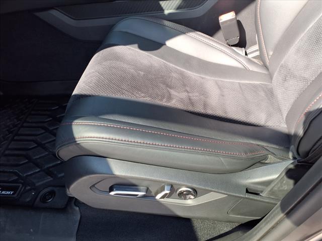Photo of 2022 Liquid Carbon Metallic Acura MDX