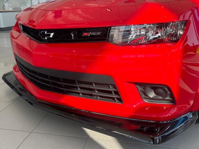 Photo of 2015 Red Hot Chevrolet Camaro