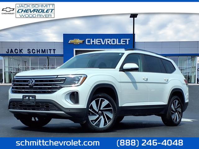 Photo of 2025 Pure White Volkswagen Atlas