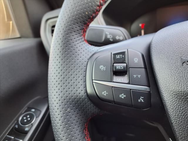 Photo of 2023 Star White Metallic Tri-Coat Ford Escape