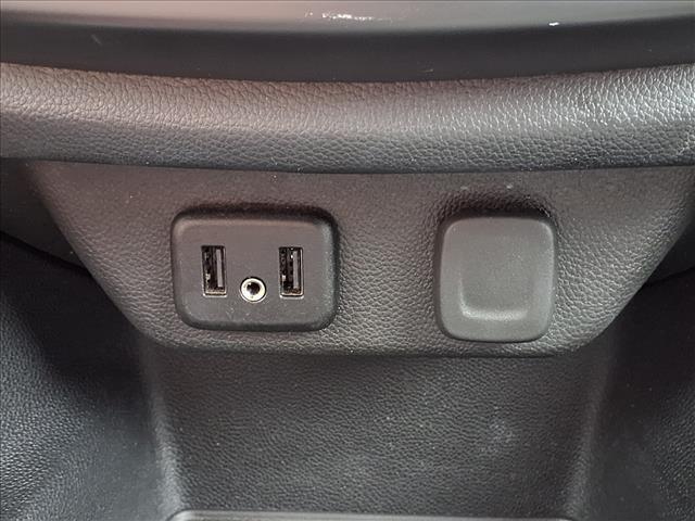 Photo of 2021 Summit White Chevrolet Traverse