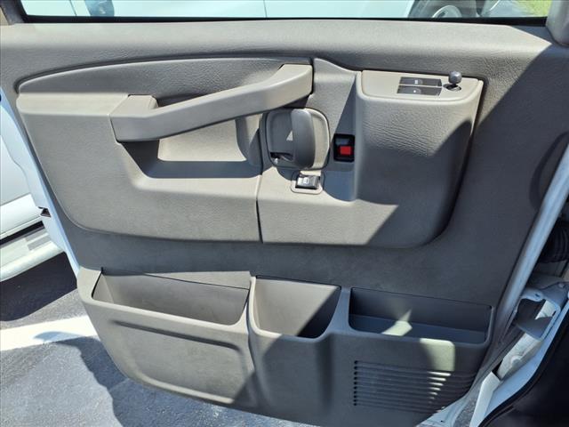Photo of 2022 Summit White GMC Savana 2500