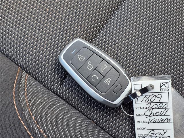 Photo of 2020 Satin Steel Metallic Chevrolet Traverse