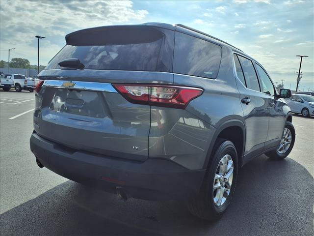 Photo of 2020 Satin Steel Metallic Chevrolet Traverse