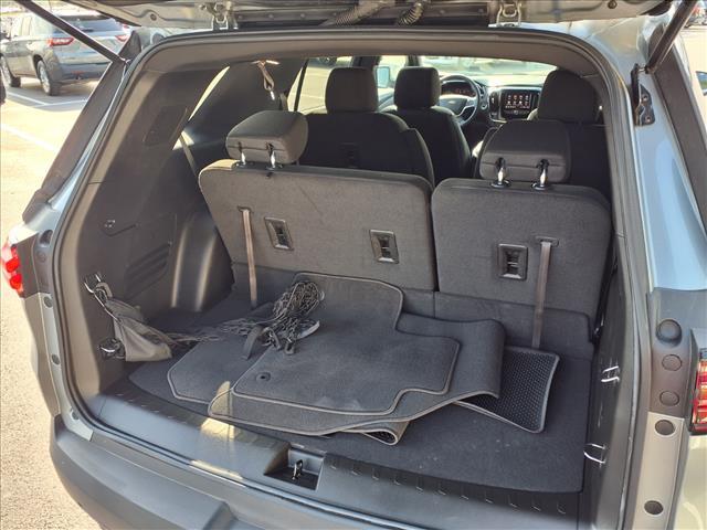 Photo of 2023 Sterling Gray Metallic Chevrolet Traverse
