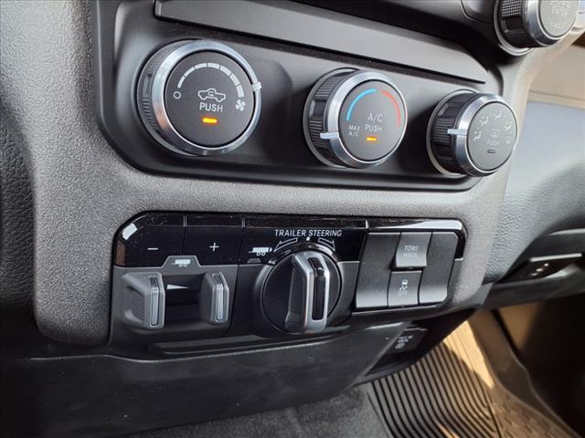 Photo of 2023 Bright White Clearcoat RAM 1500