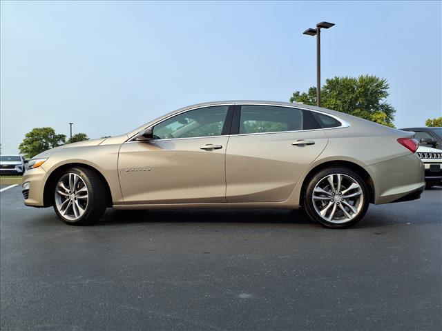 Photo of 2024 Mineral Gray Metallic Chevrolet Malibu