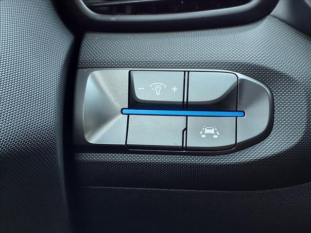 Photo of 2020 Chalk White Hyundai Veloster