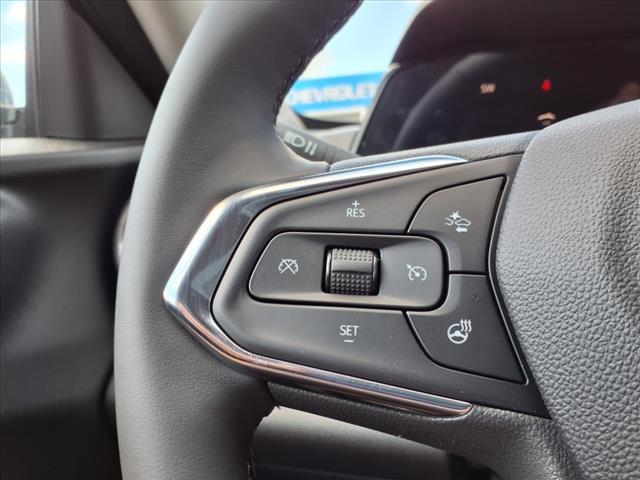 Photo of 2025 Summit White Chevrolet Trax