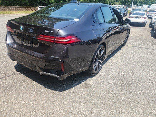 2025 BMW 530