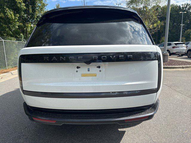 Photo of 2025 Icy White SV Bespoke Special Effect Satin Land Rover Range Rover