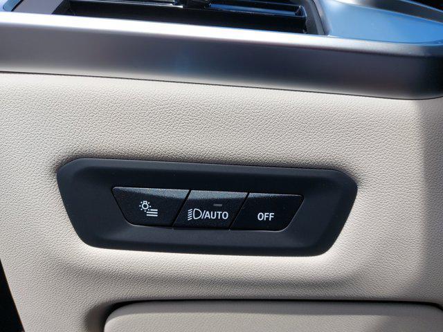 Photo of 2026 Tanzanite Blue II Metallic BMW X5