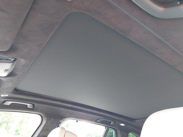 Photo of 2026 Tanzanite Blue II Metallic BMW X5