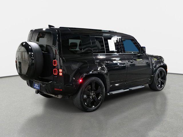 Photo of 2025 Santorini Black Metallic Land Rover Defender
