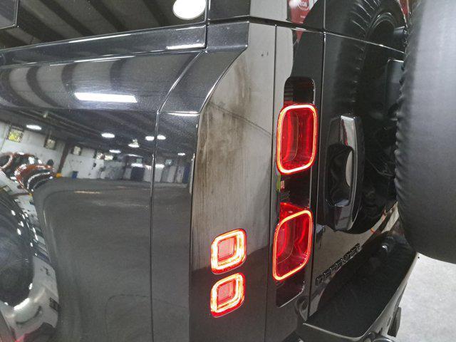 Photo of 2025 Santorini Black Metallic Land Rover Defender