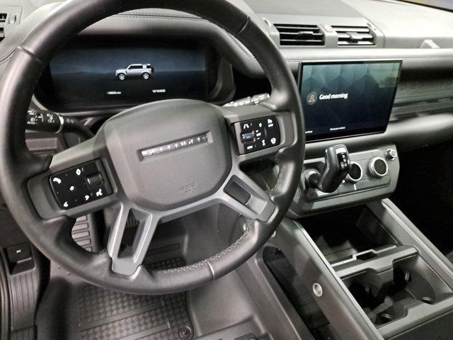 Photo of 2025 Santorini Black Metallic Land Rover Defender