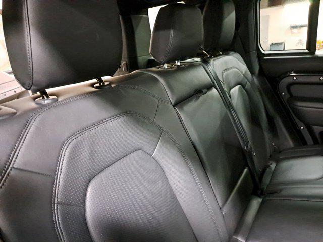 Photo of 2025 Santorini Black Metallic Land Rover Defender