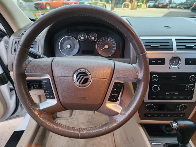 Photo of 2009 White Mercury Milan