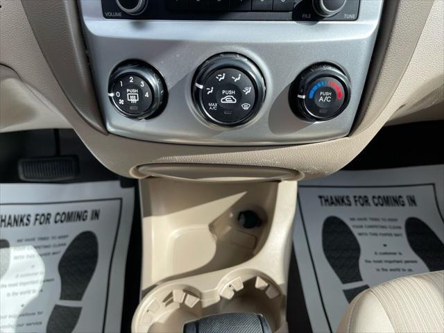 Photo of 2009 Volcanic Red Kia Sportage