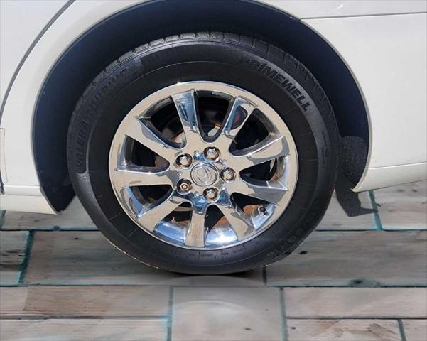 Photo of 2002 White Lexus ES 300