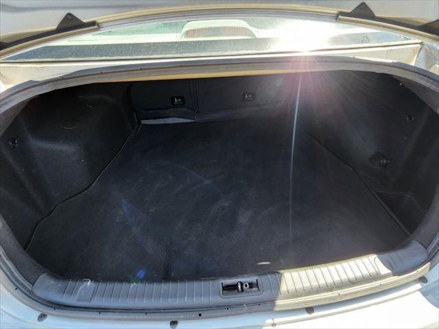Photo of 2006 Silver Hyundai SONATA